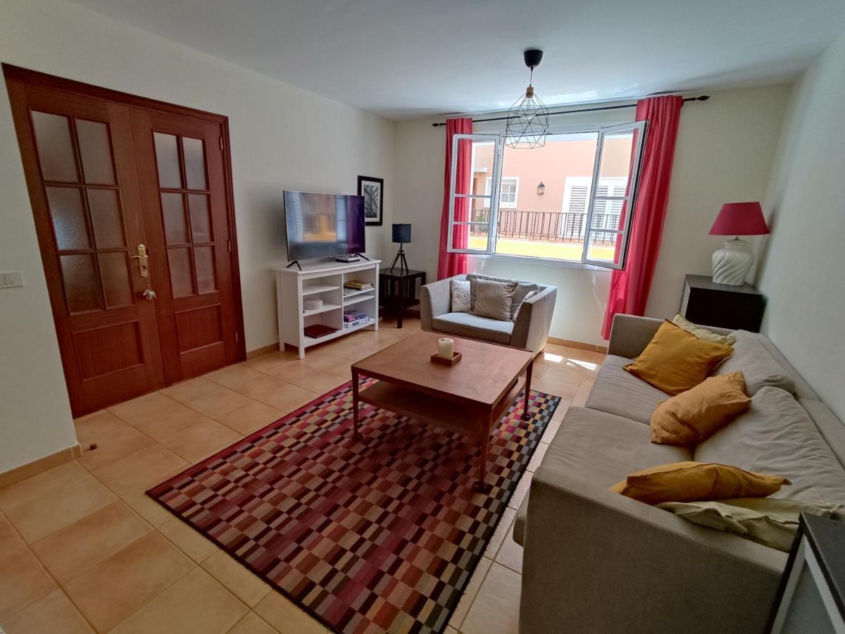 Cheerful 3 Bedroom Town House With Garage Tegueste Kültér fotó
