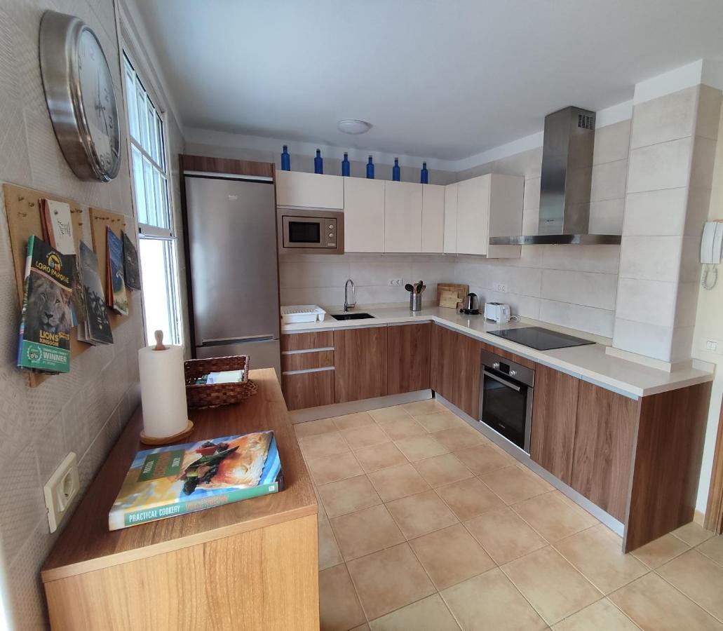 Cheerful 3 Bedroom Town House With Garage Tegueste Kültér fotó